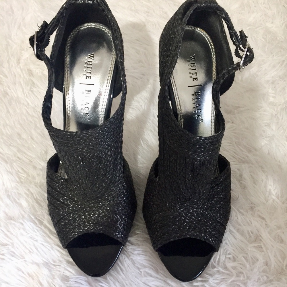 Sale ⭐️ White House | Black Market Heels size 8